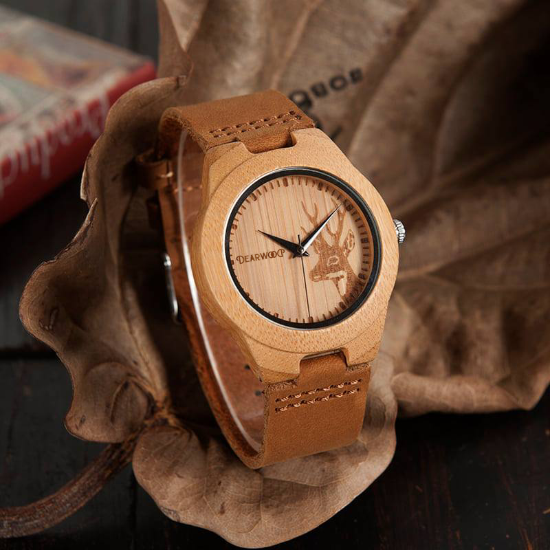 Reloj de Madera Ciervo con grabado Personalizado Gratis Dearwood